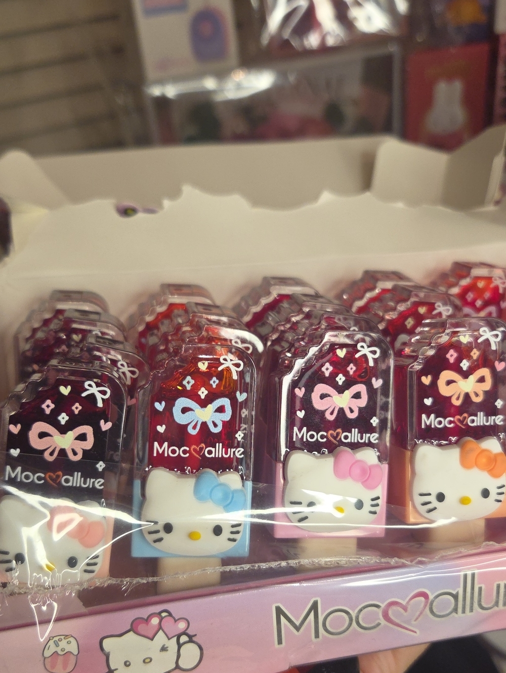 3 Random Lip Gloss Hello Kitty Lip Balm